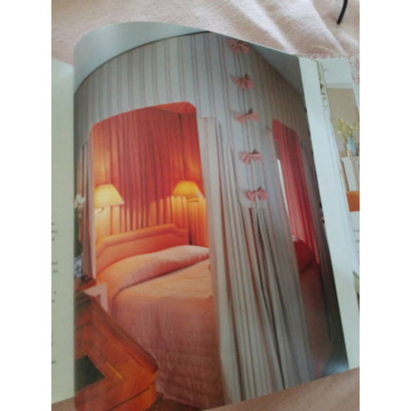 Romantic Window Style - Picture 4 of 4